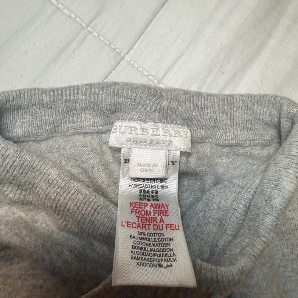 Burberry - Picture 5 of 6